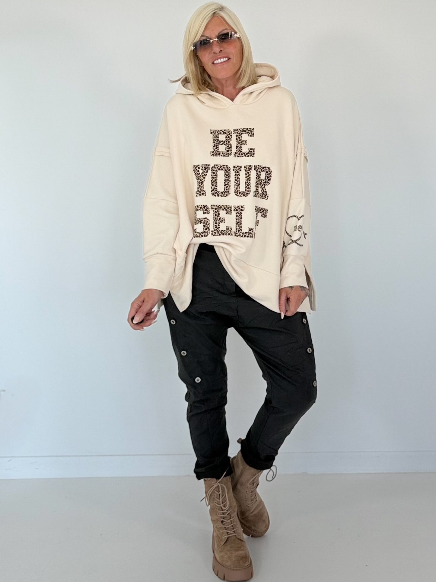 Oversized Hoodie Be Yourself - creme