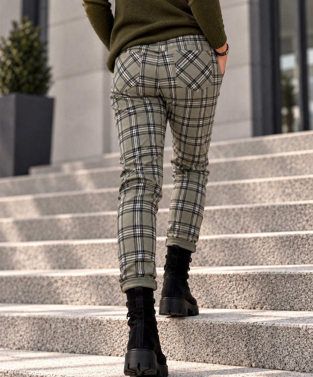 Hose im Karo-Look - oliv-mehrfarbig