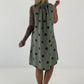 Tupfen Kleid mit Rüschenkragen - salbei