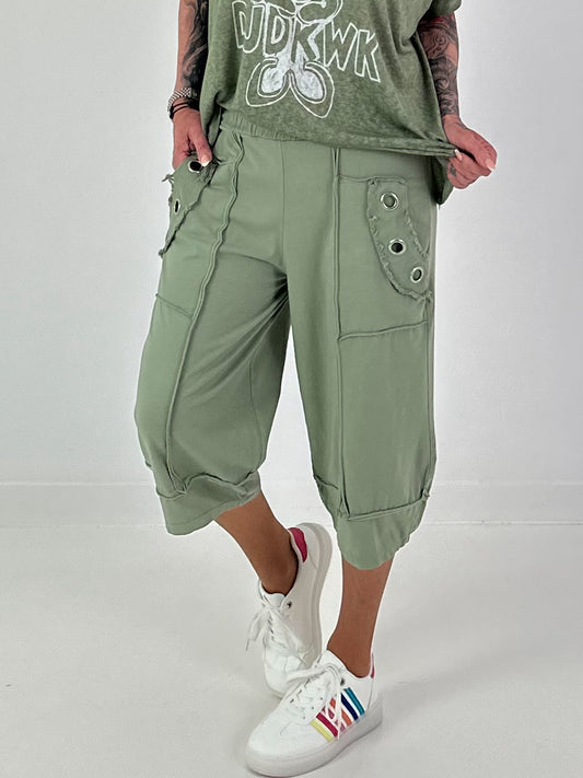 Lässige Sweathose mit Ösendetails - khaki