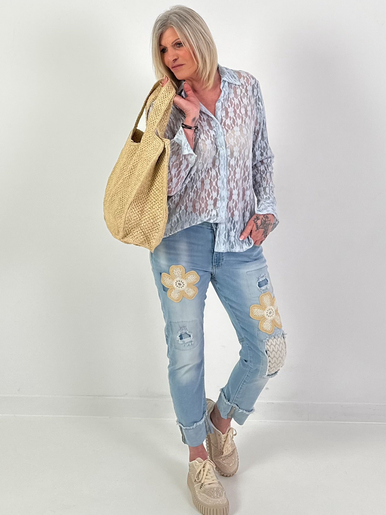 Bluse aus Spitze - hellblau