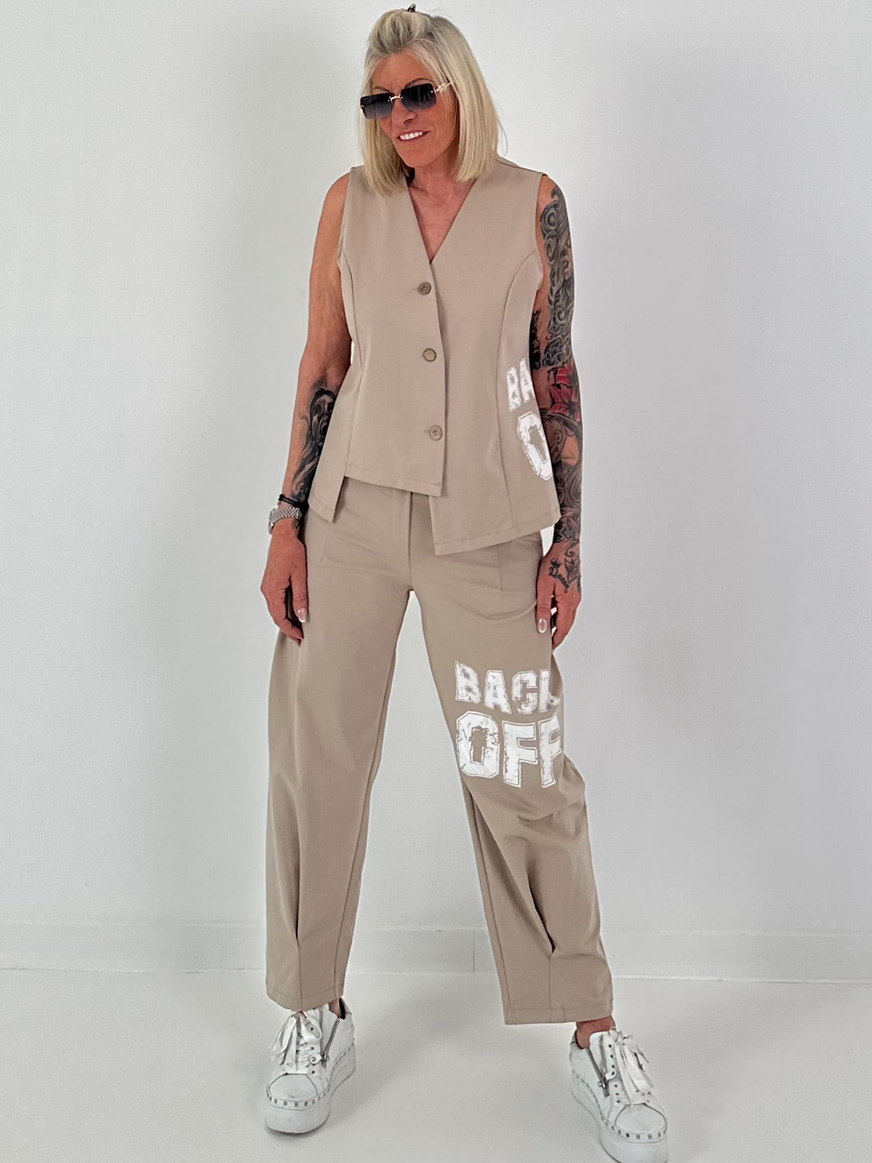 Weste BACK OFF - beige