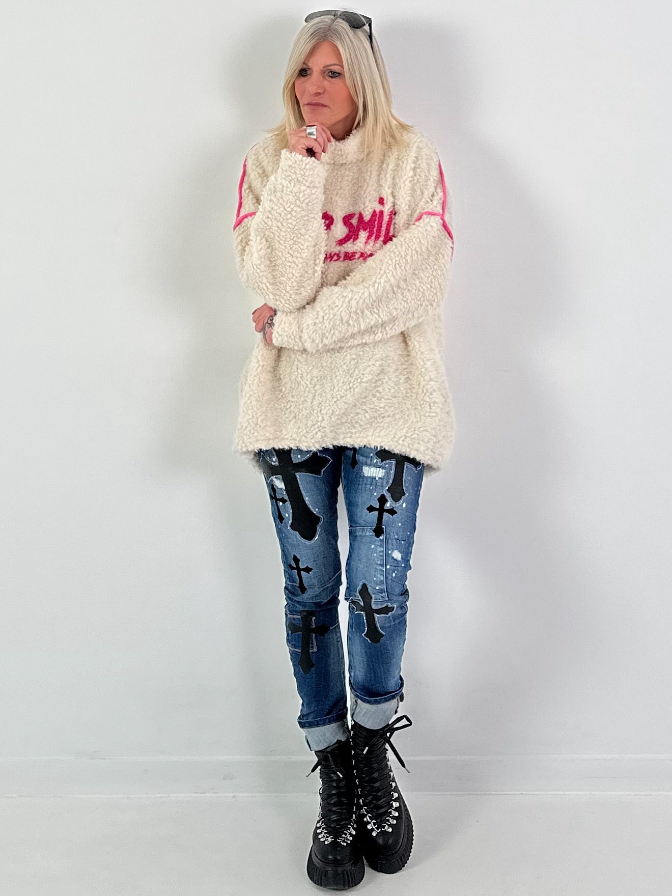 Teddy trui coltrui model "KEEP SMILE" - ecru