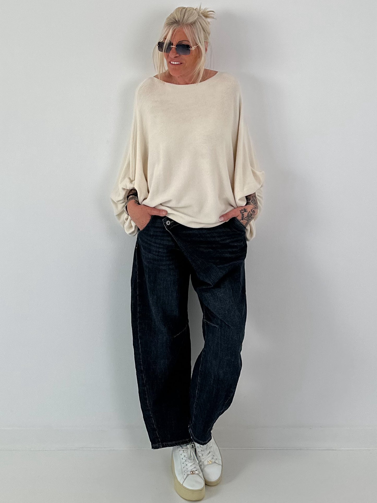 Oversized Pullover mit raffinierten Details - creme