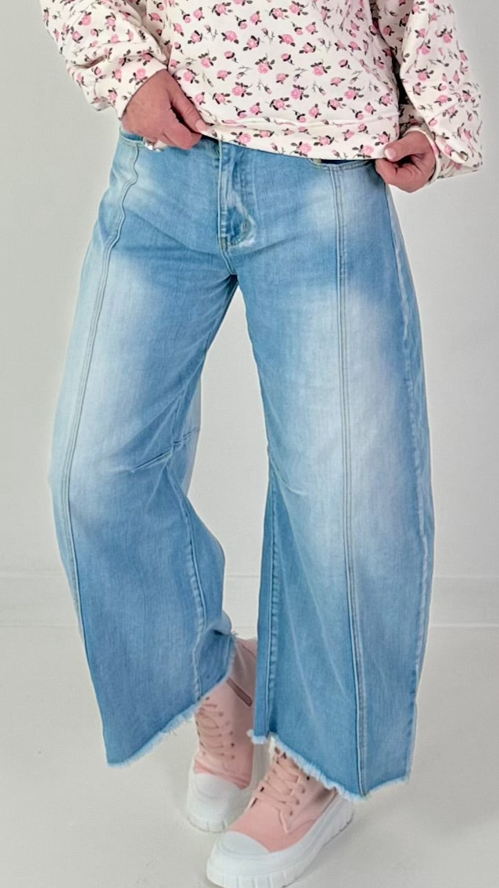Jeans met wijde pijpen en horizontale naden - denim