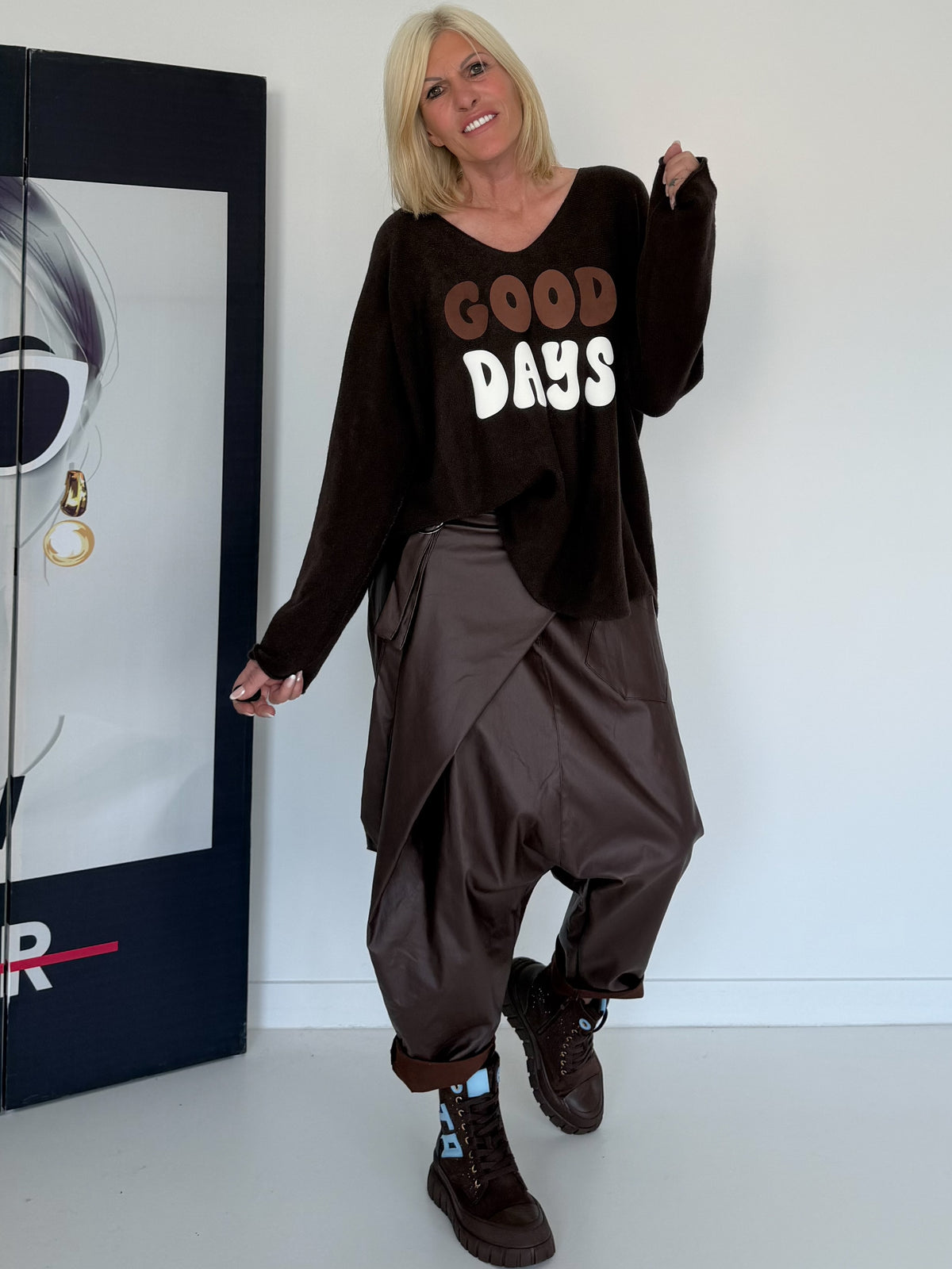 Oversized trui Good Days - mokka
