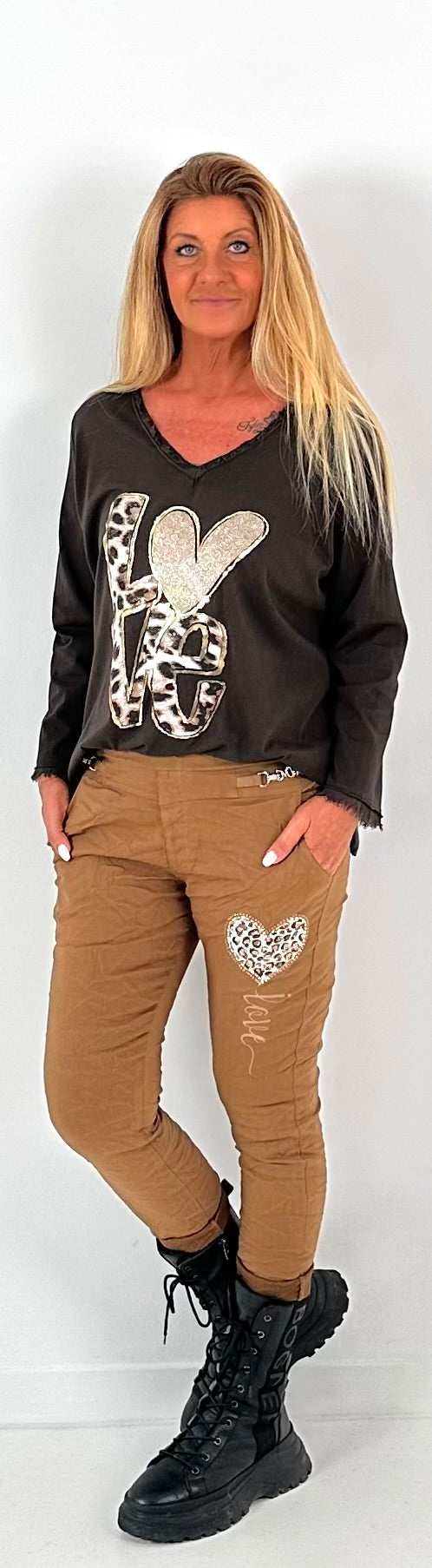 Pants model "Amour Stitch" - camel