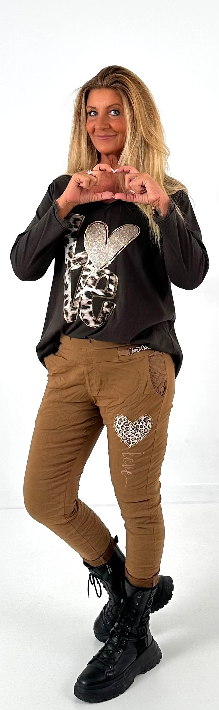 Pants model "Amour Stitch" - camel