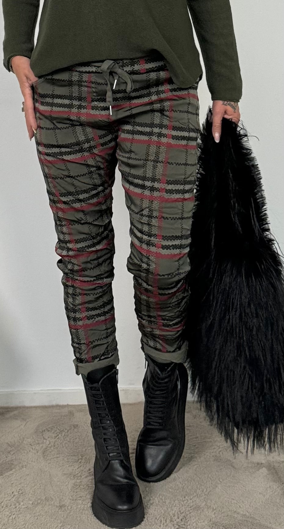 Pants "Bruna" - olive-multicolored