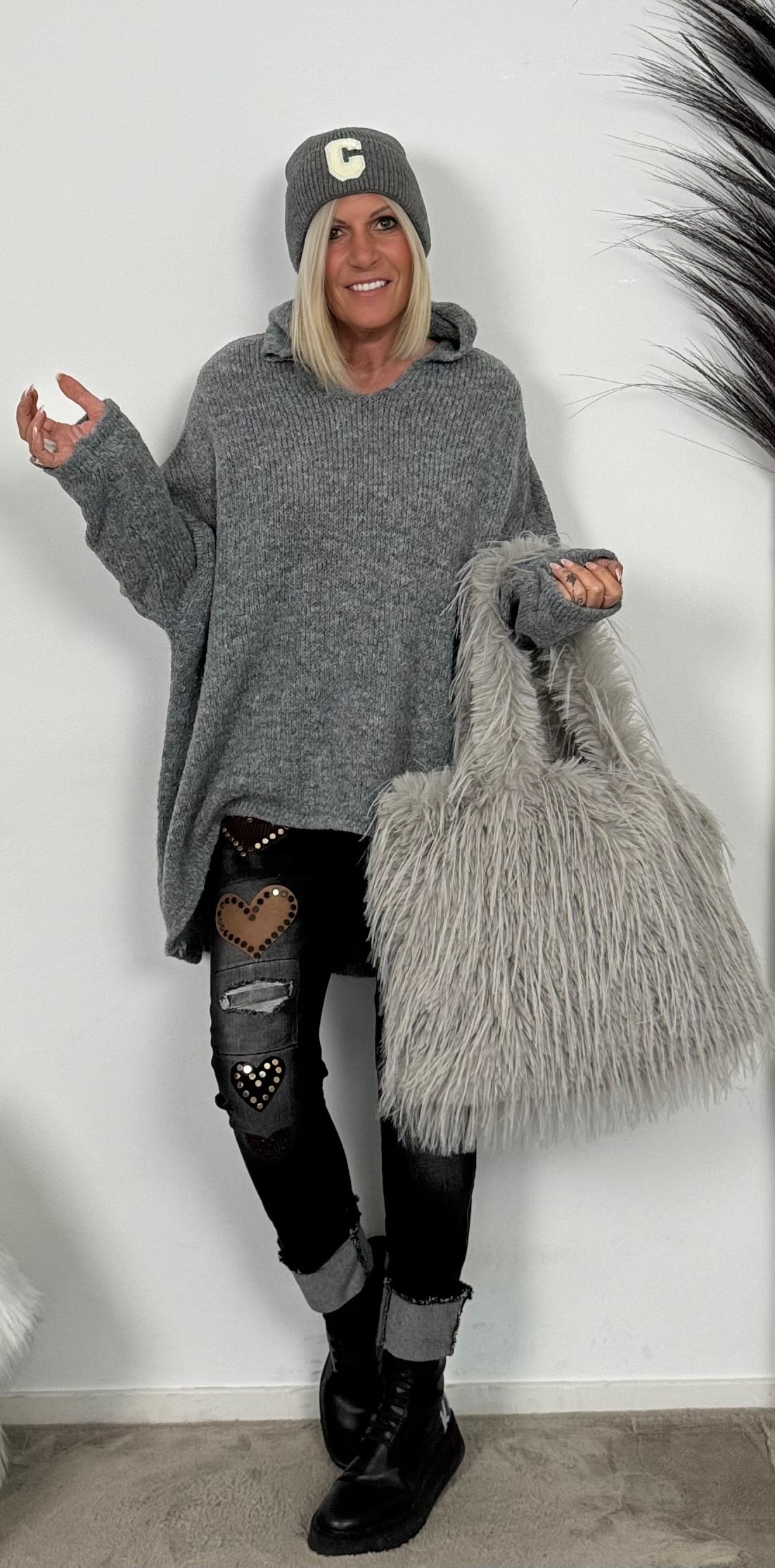 Oversized knit hoodie "Olivia" - gray