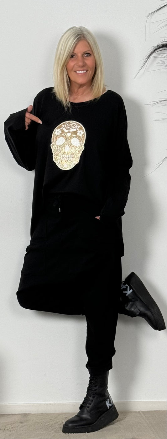 Oversized long-sleeved shirt "Skull" - black