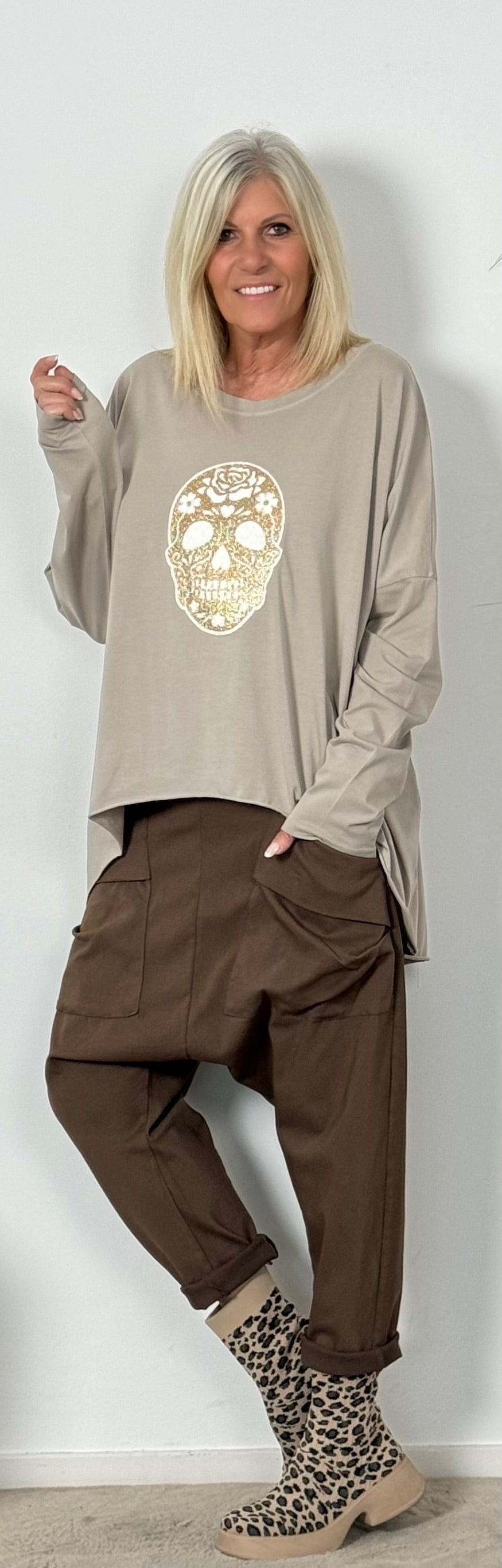 Oversized Langarm Shirt "Skull" - taupe