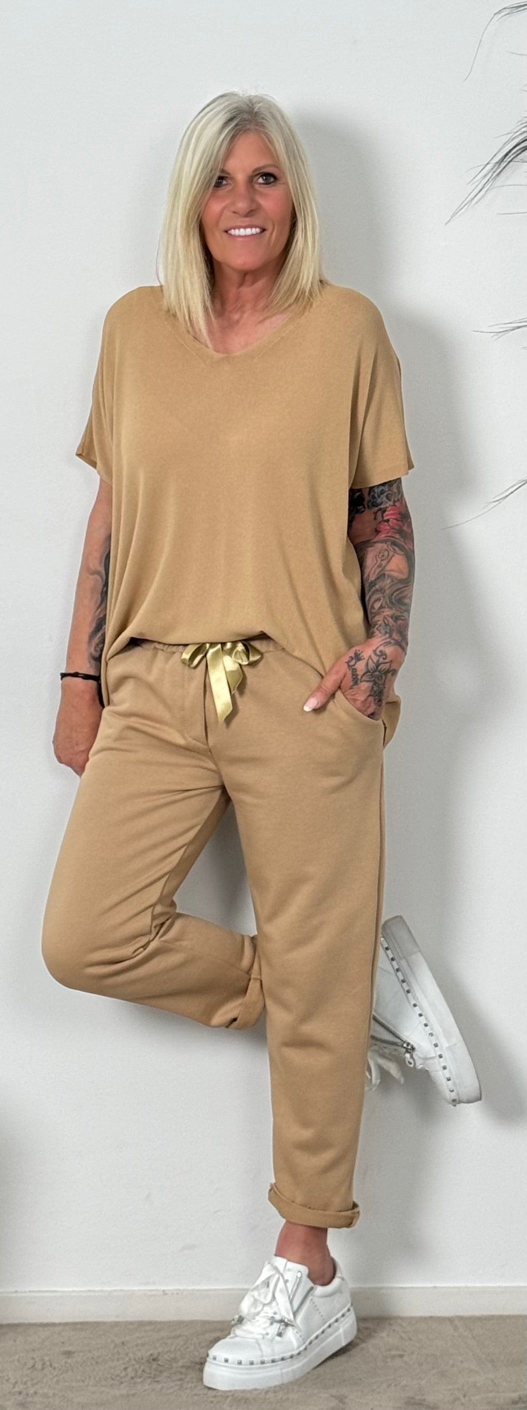 Sweatshirt pants with satin ribbons "Lena" - camel