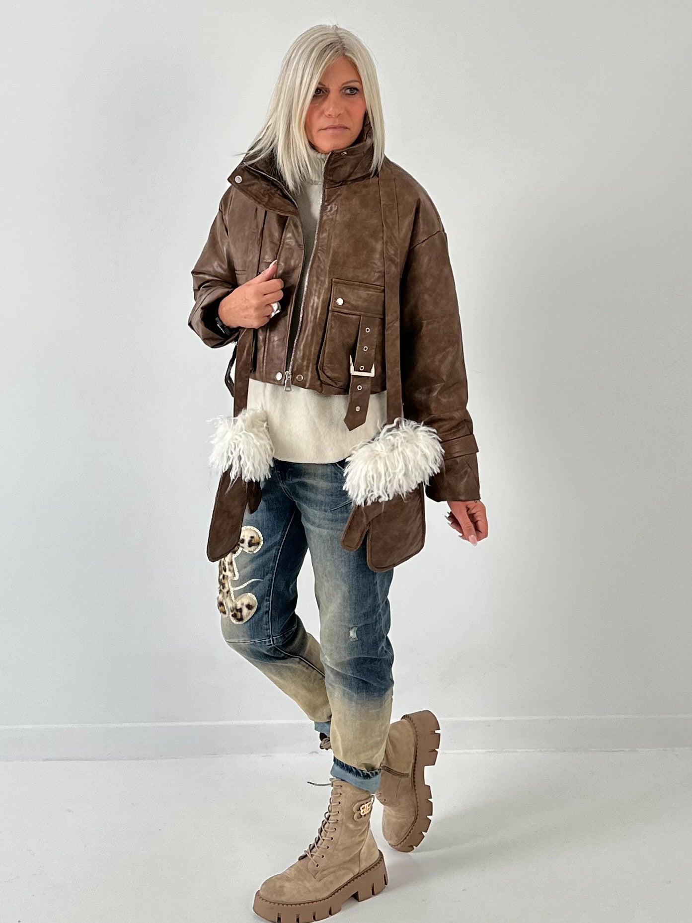 Cropjack model "Vale" - chocolade