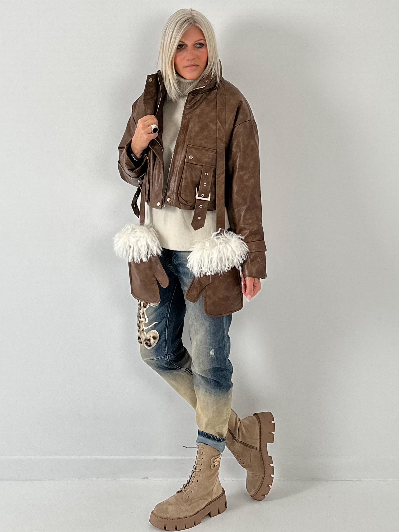 Cropjack model "Vale" - chocolade