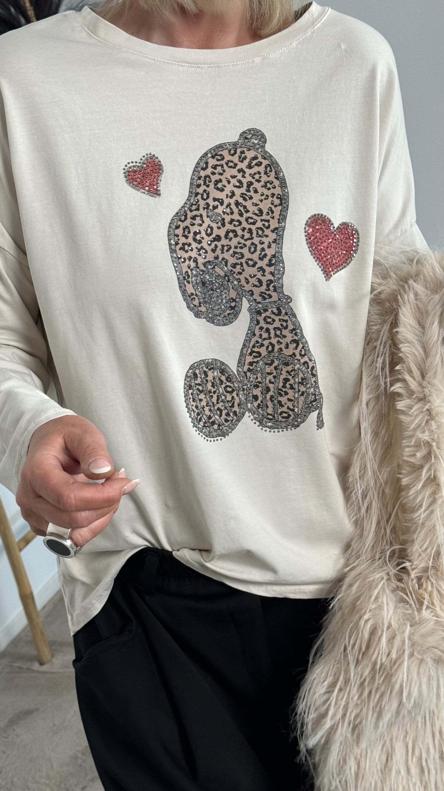 Shirt mit Leo Druck und Glitzersteinchen "My Dog" - beige