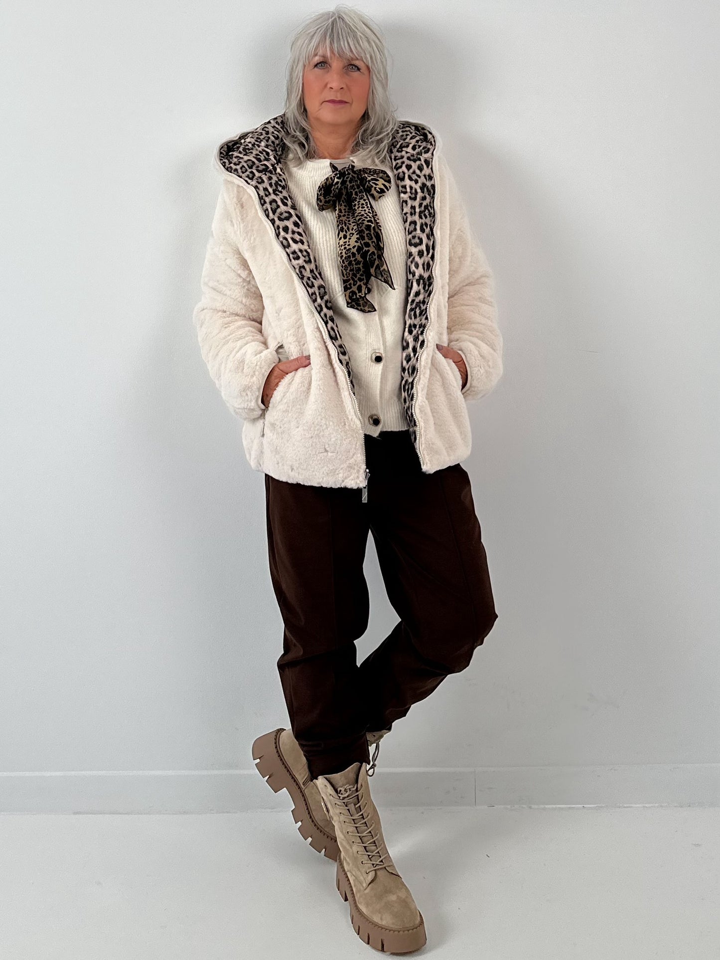 Cardigan model "Livia" - ecru