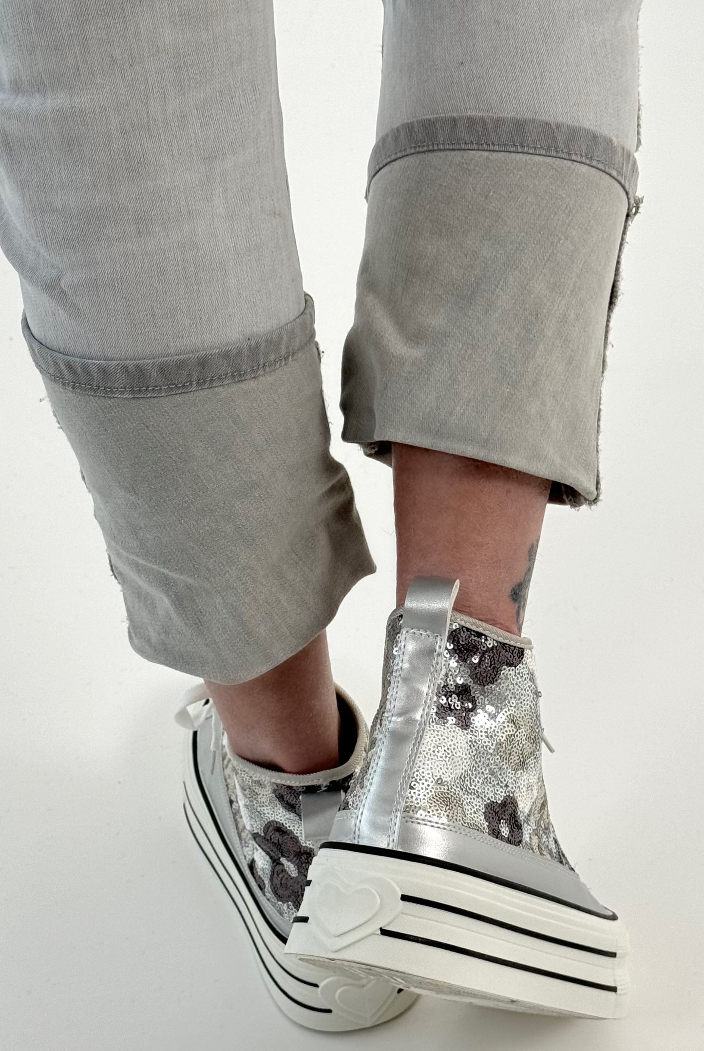 High Sneaker mit Plateau Sohle Modell "Flower" - silber