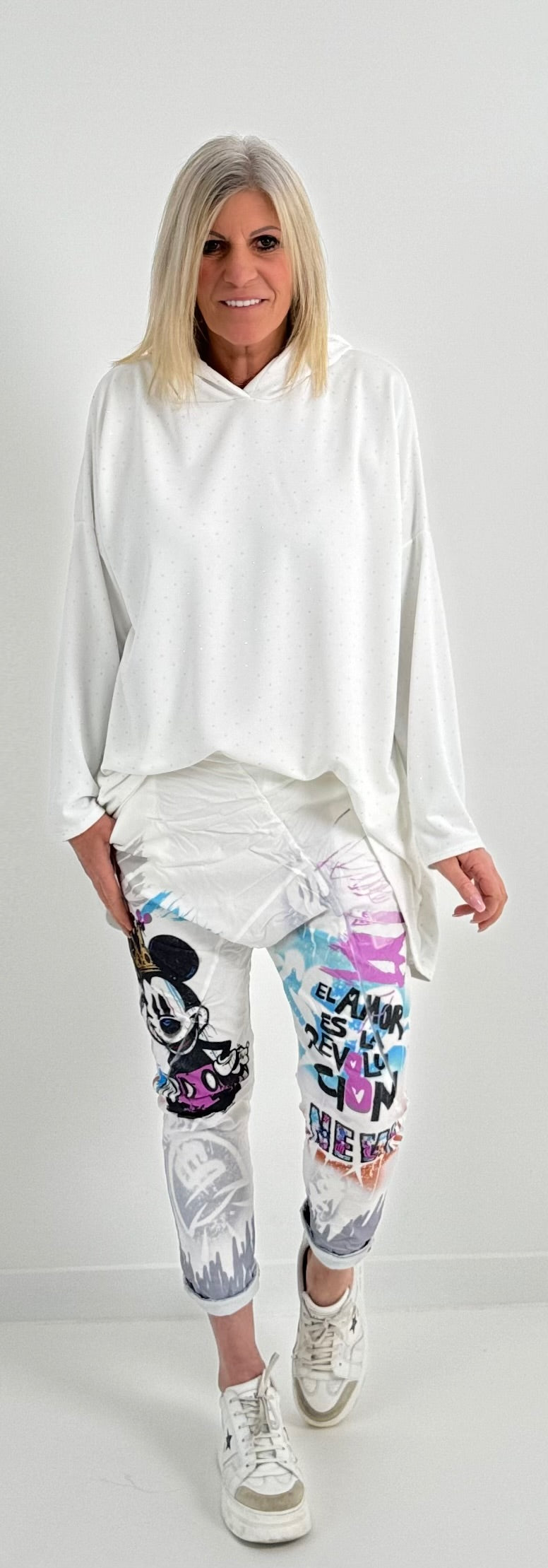 Hoodie met glitterstenen all over model "Nena" - wit