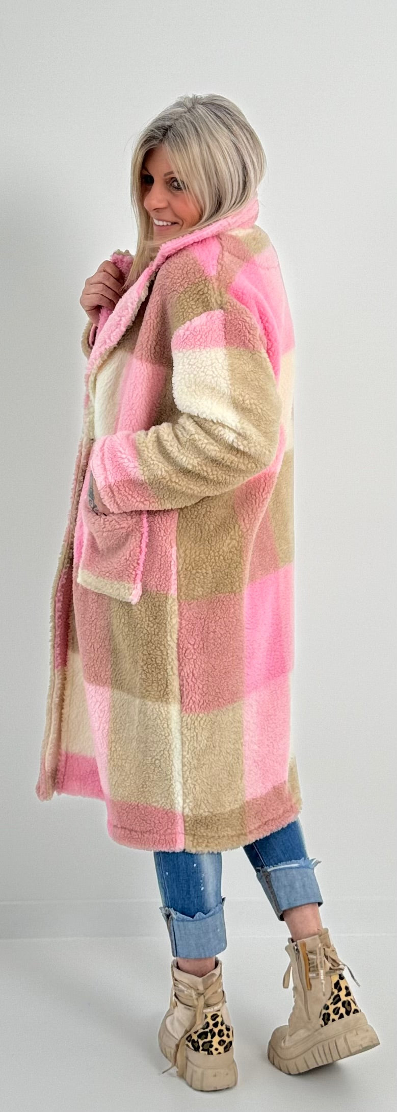 Teddy coat model "Coco" - pink-checked