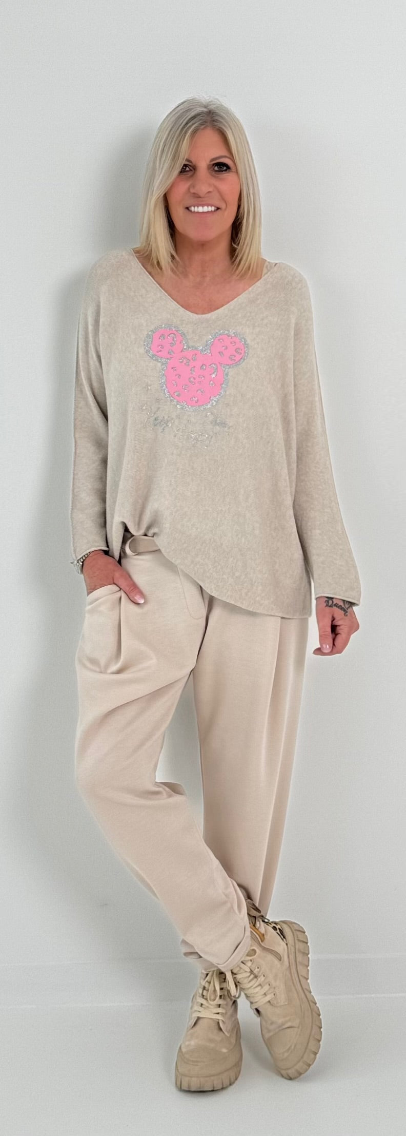 Spring sweater model "Sweet Mouse" - beige (available from approx. 14.01.25)