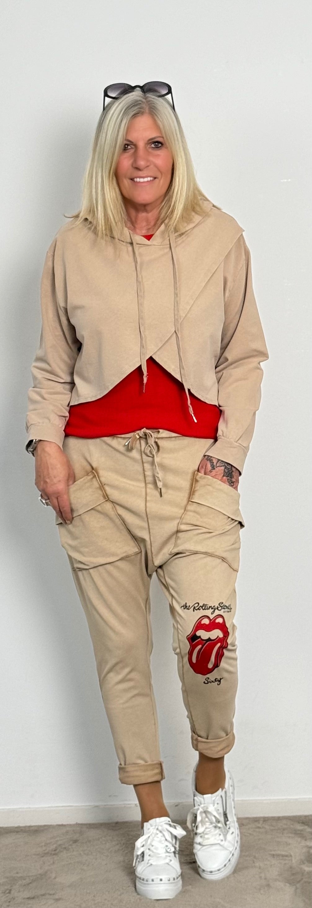 Crop stone washed Hoodie "Lara" - light camel