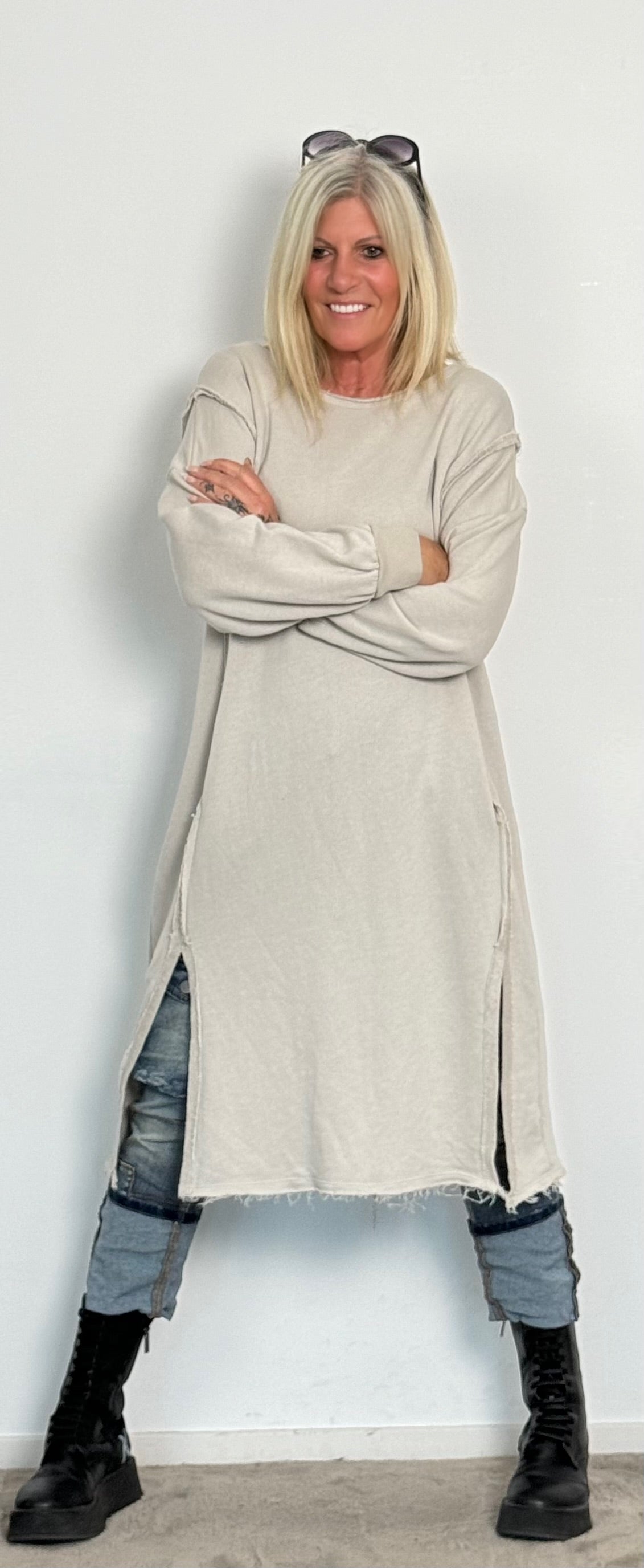 Long sweatshirt "Jolien" - beige