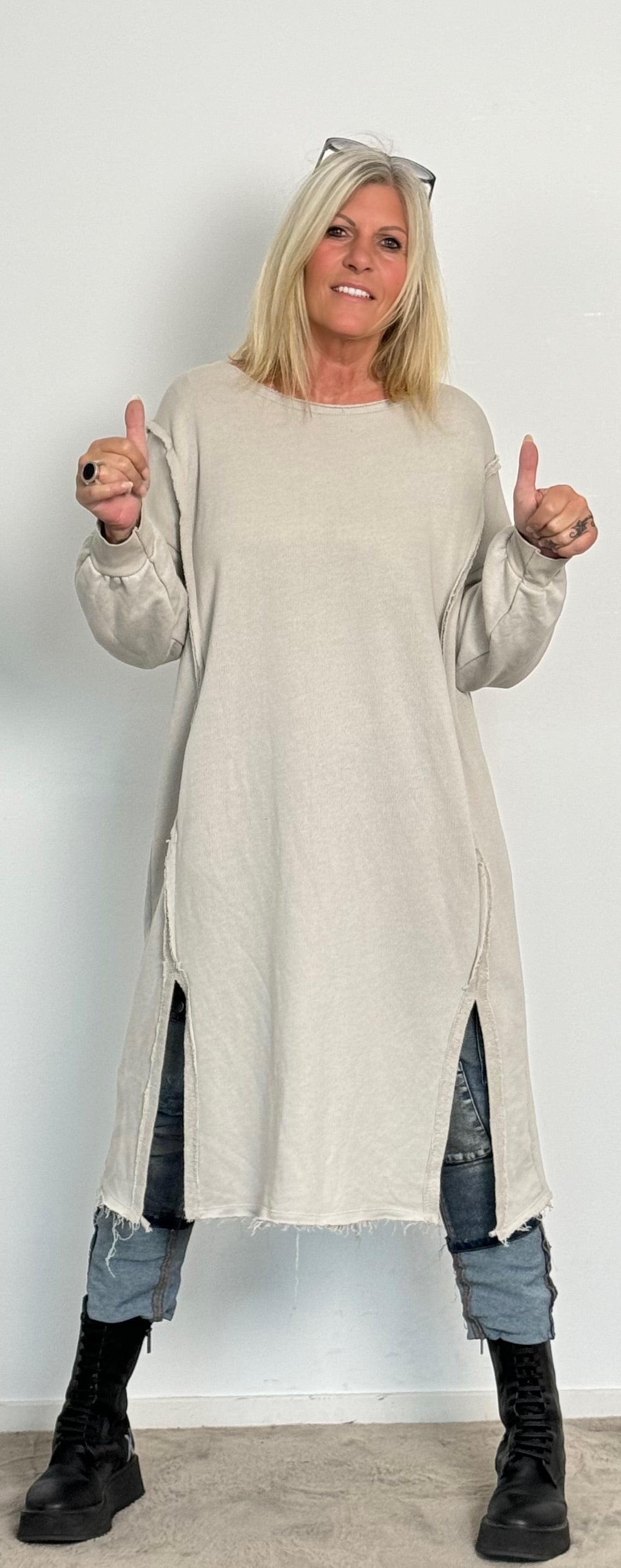 Long sweatshirt "Jolien" - beige