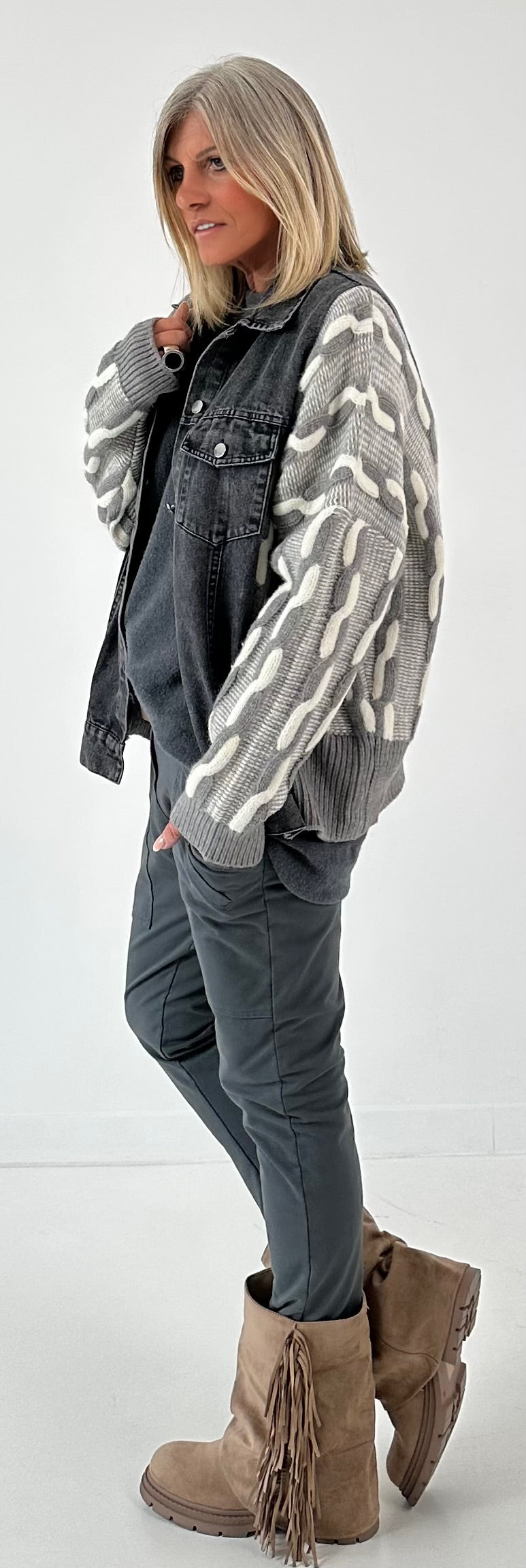 Oversized denim jack met gebreide inzetstukken, model "Ash Grey" - grijs-denim
