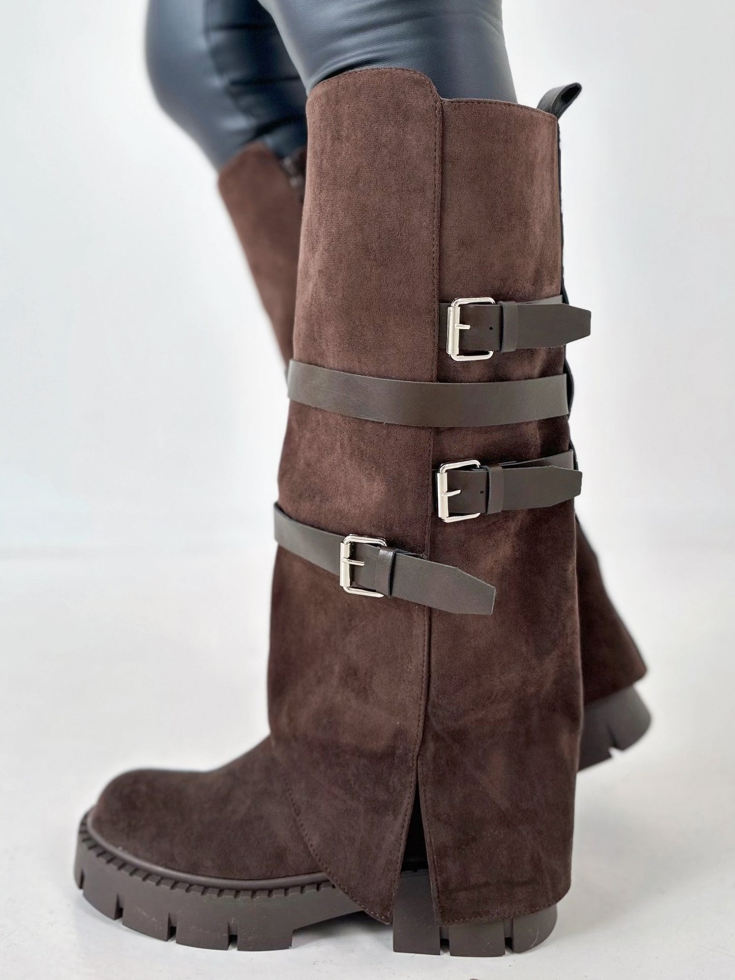 Boots model "Highland Edge" - mocha