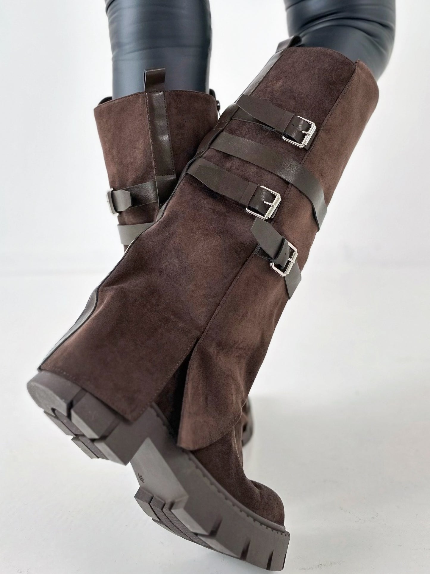 Boots model "Highland Edge" - mocha