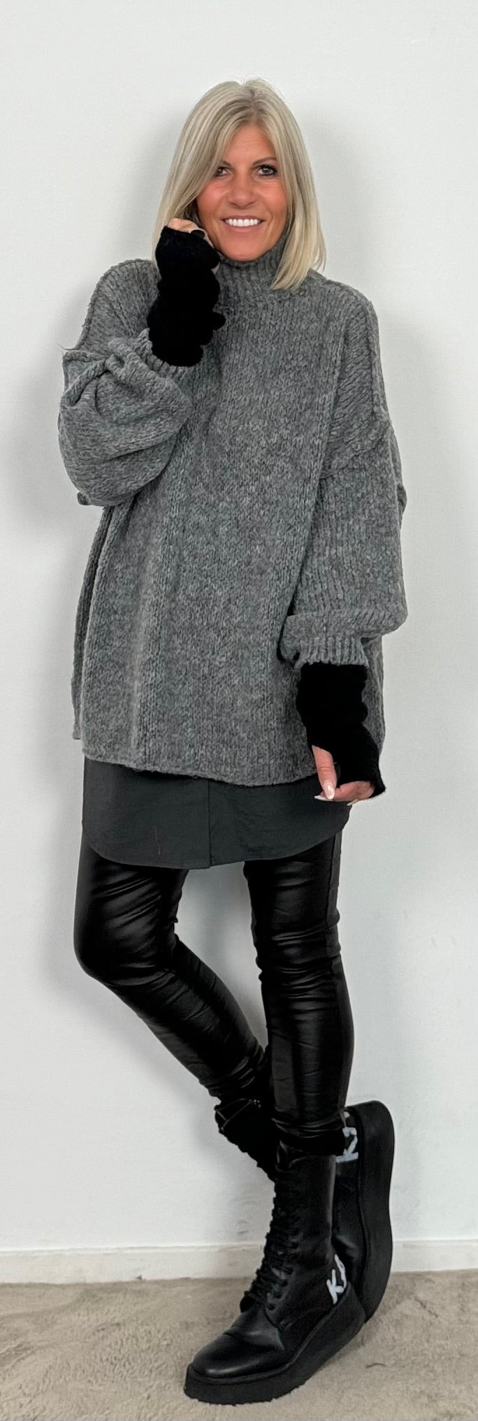 Oversized Pullover "Mata" - grau