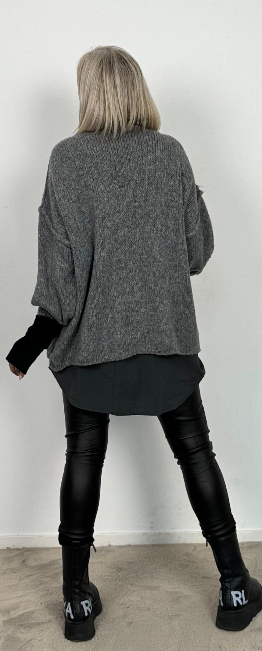 Oversized sweater "Mata" - gray