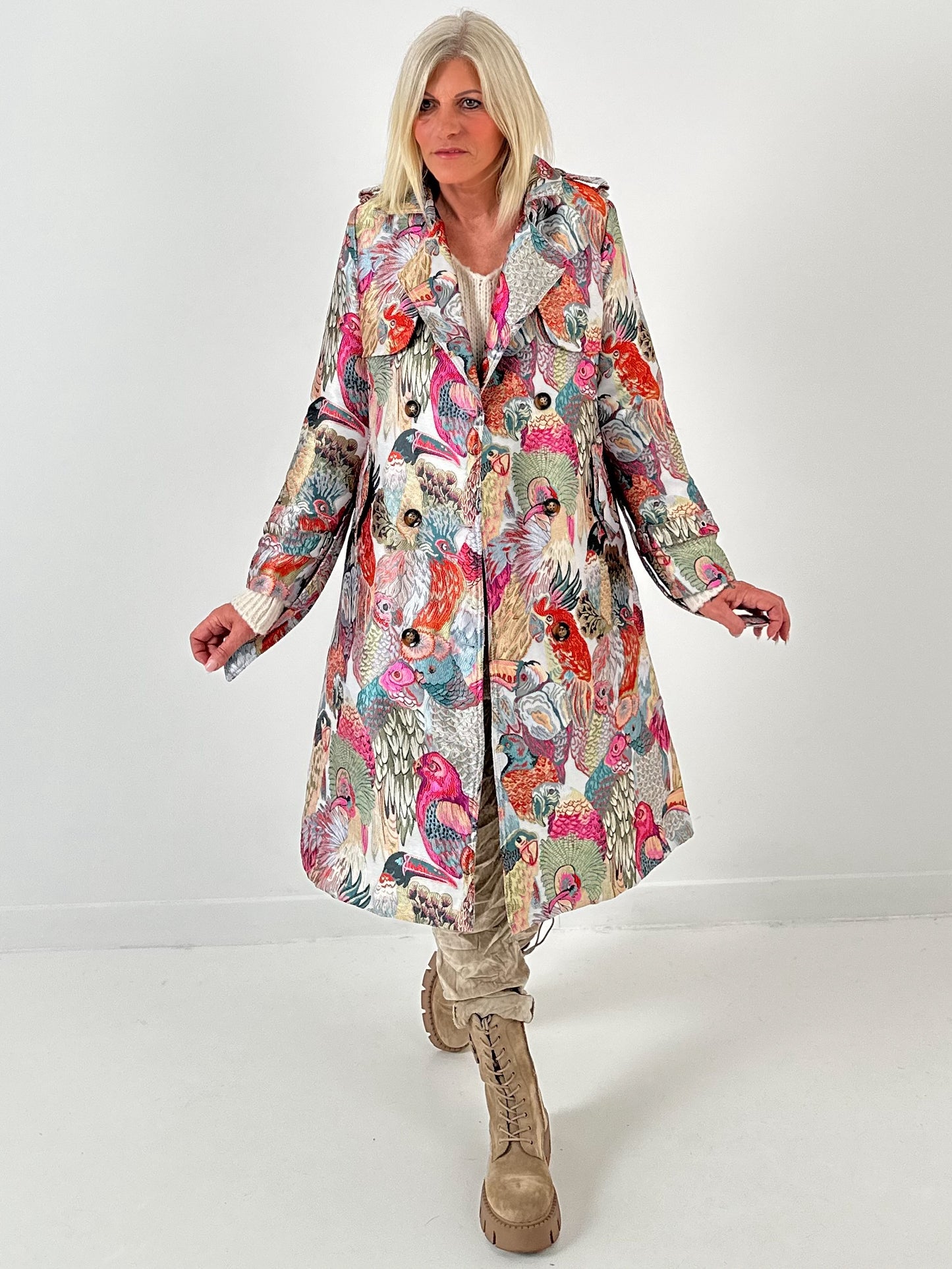 Brokaatjas model "Birds of Paradise" - veelkleurig