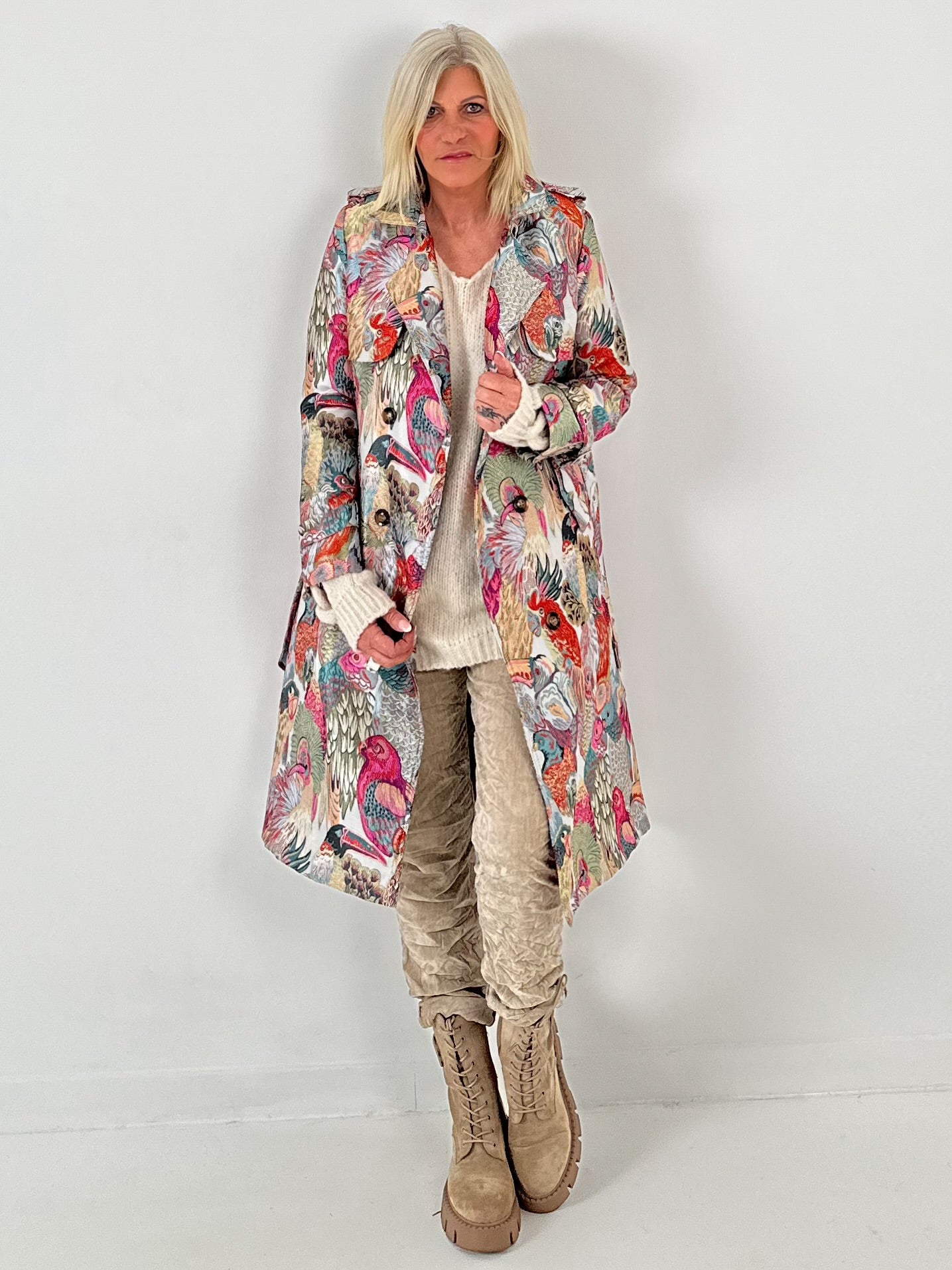 Brokaatjas model "Birds of Paradise" - veelkleurig