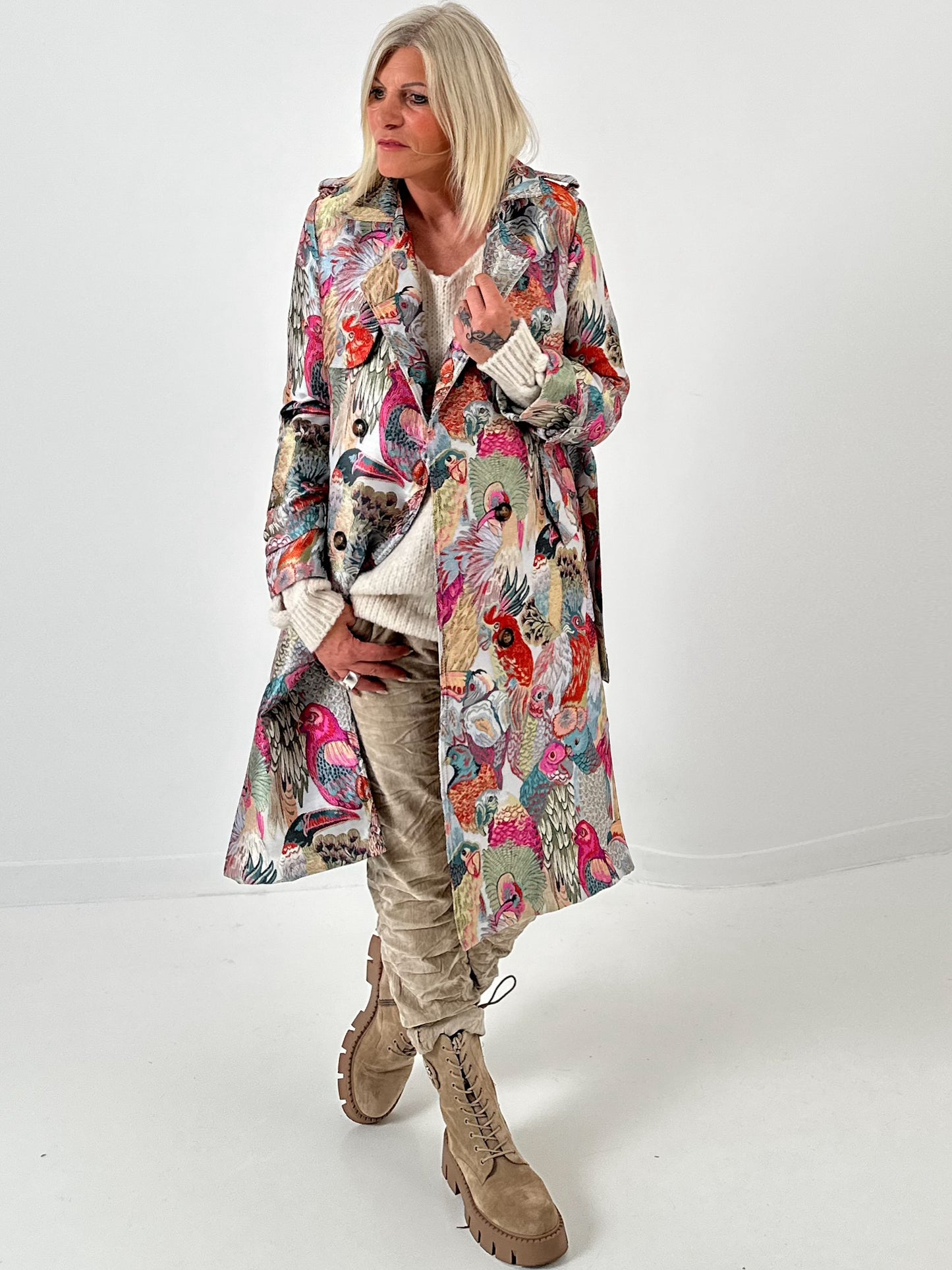 Brokaatjas model "Birds of Paradise" - veelkleurig