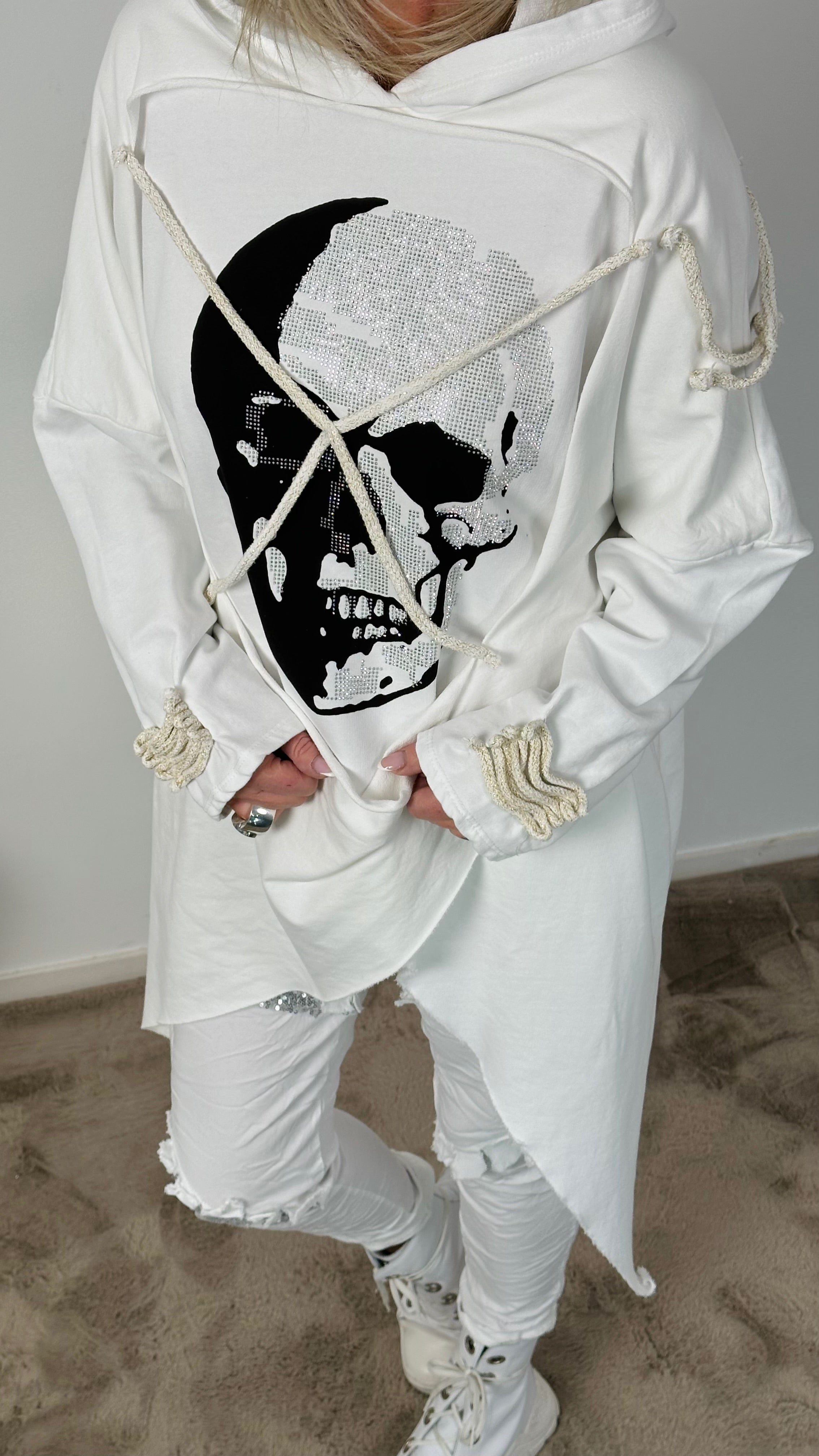 Hoodie with skull on on sale hood