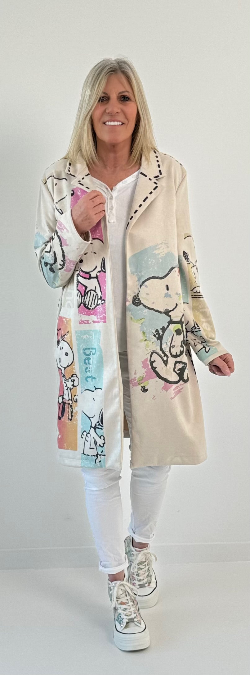 Washed leather coat model "Dog" - beige-multicolored