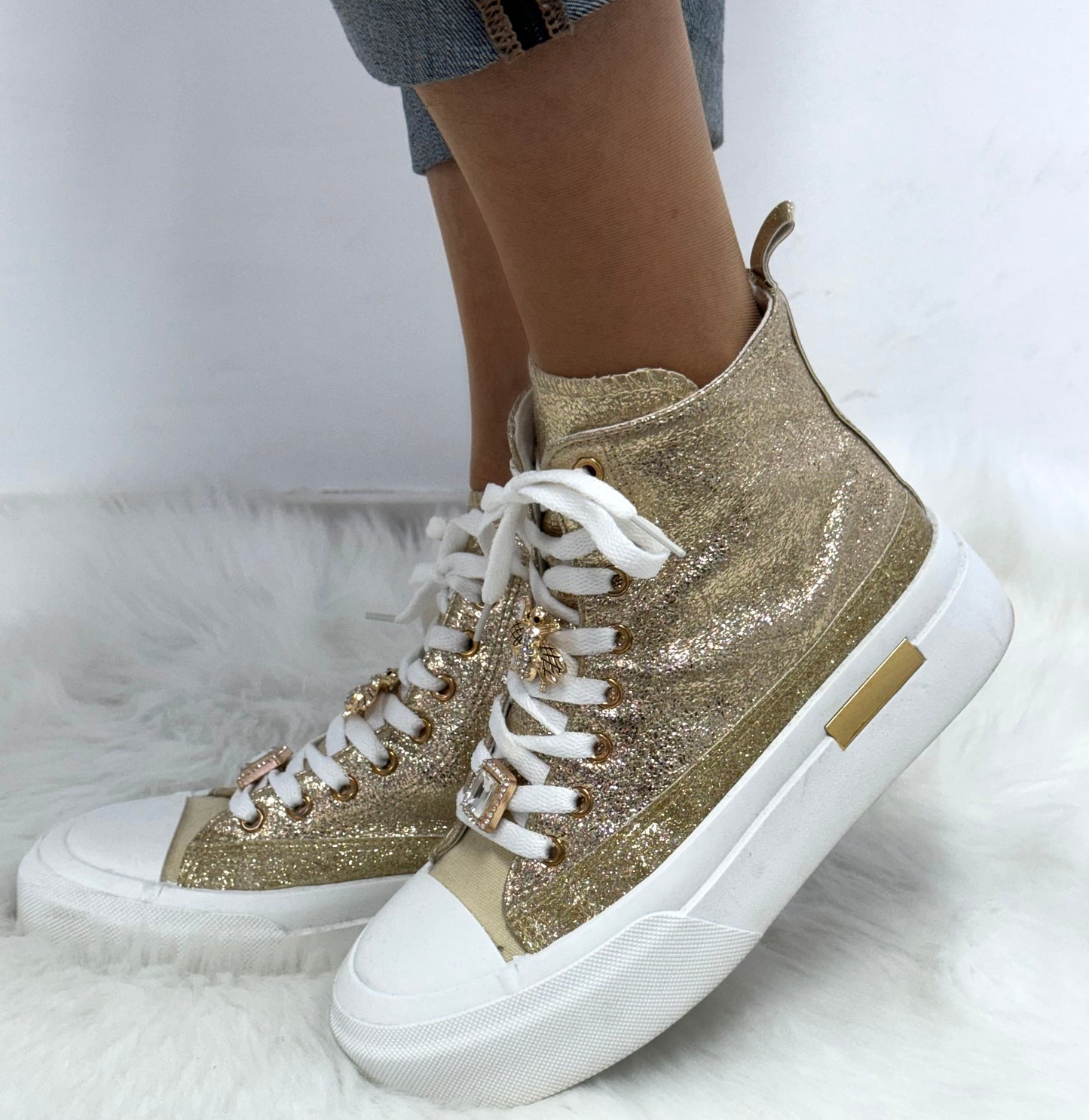 High Sneaker mit abnehmbaren Schmuckelementen "Taylor" - gold