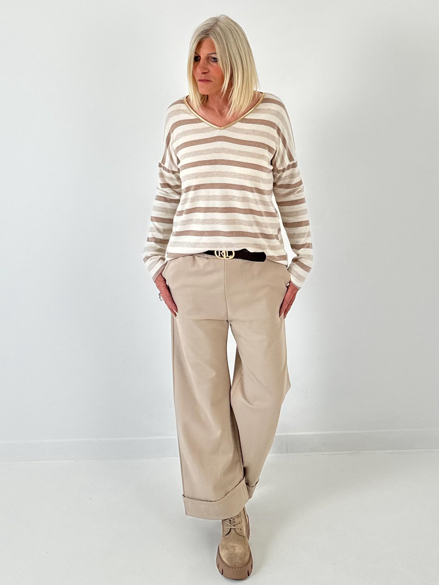Striped shirt model "Striped Vibe" - beige-striped