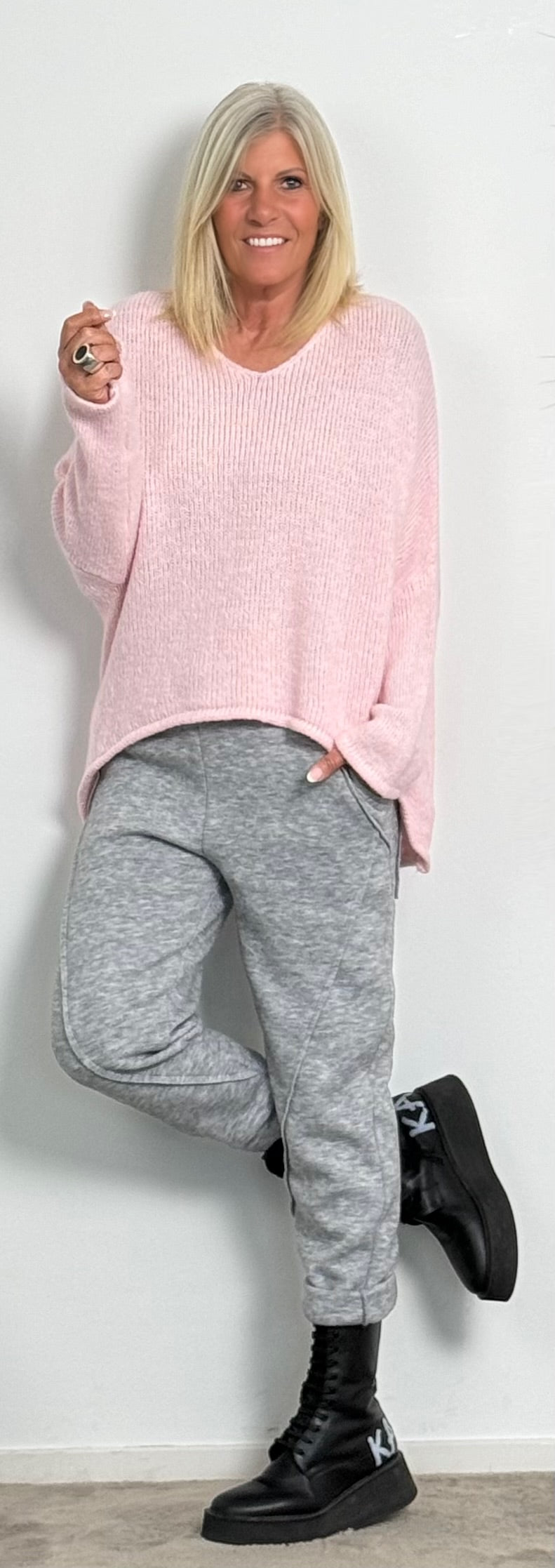 Sweater "Cela" - pink