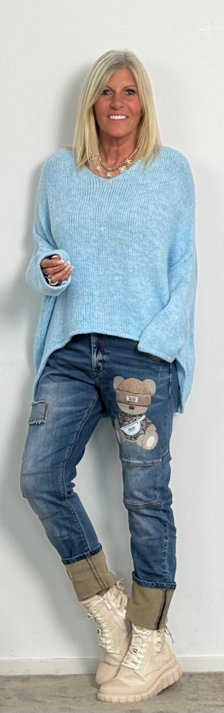 Sweater "Cela" - light blue