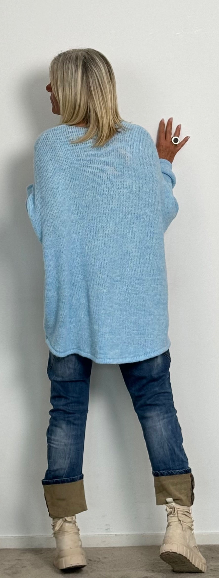 Sweater "Cela" - light blue