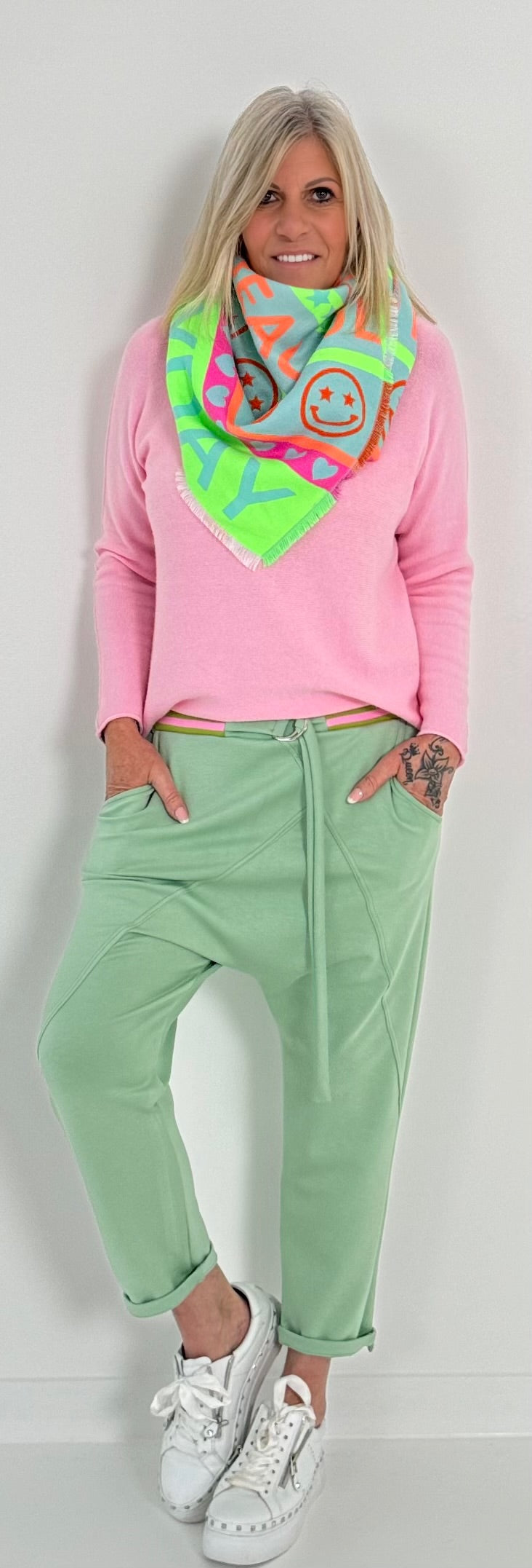 Baggy broek met tweekleurige tailleband model "Spring Time" - limegroen