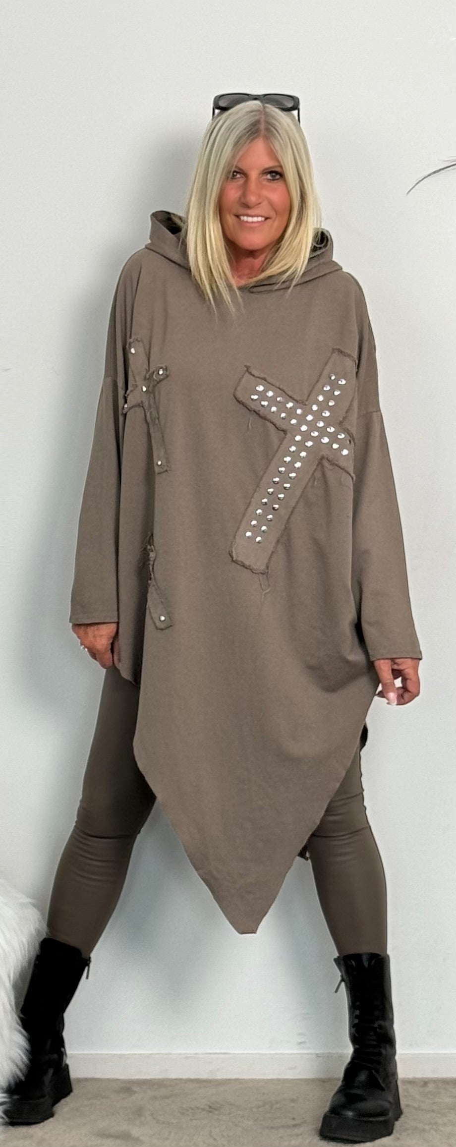 Asymmetrische hoodie "Cross" - taupe