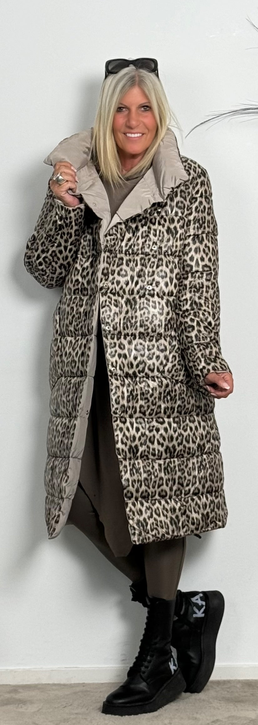 Reversible coat "Amazing" -beige-leo