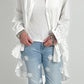 Oversized blouse met ruches aan de uiteinden, model "Xanadu" - wit