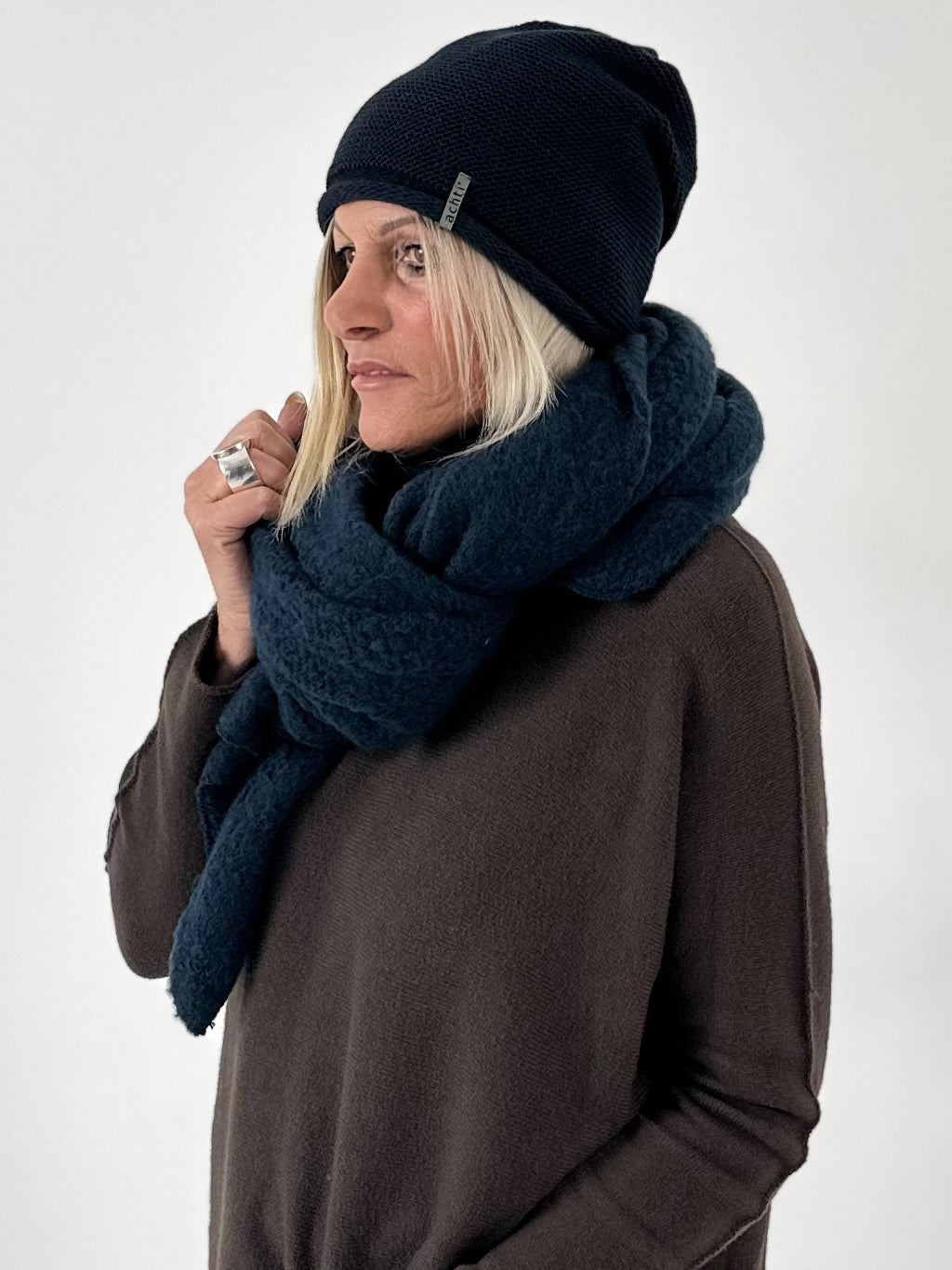 Achti hoed model "Night" - middernachtblauw