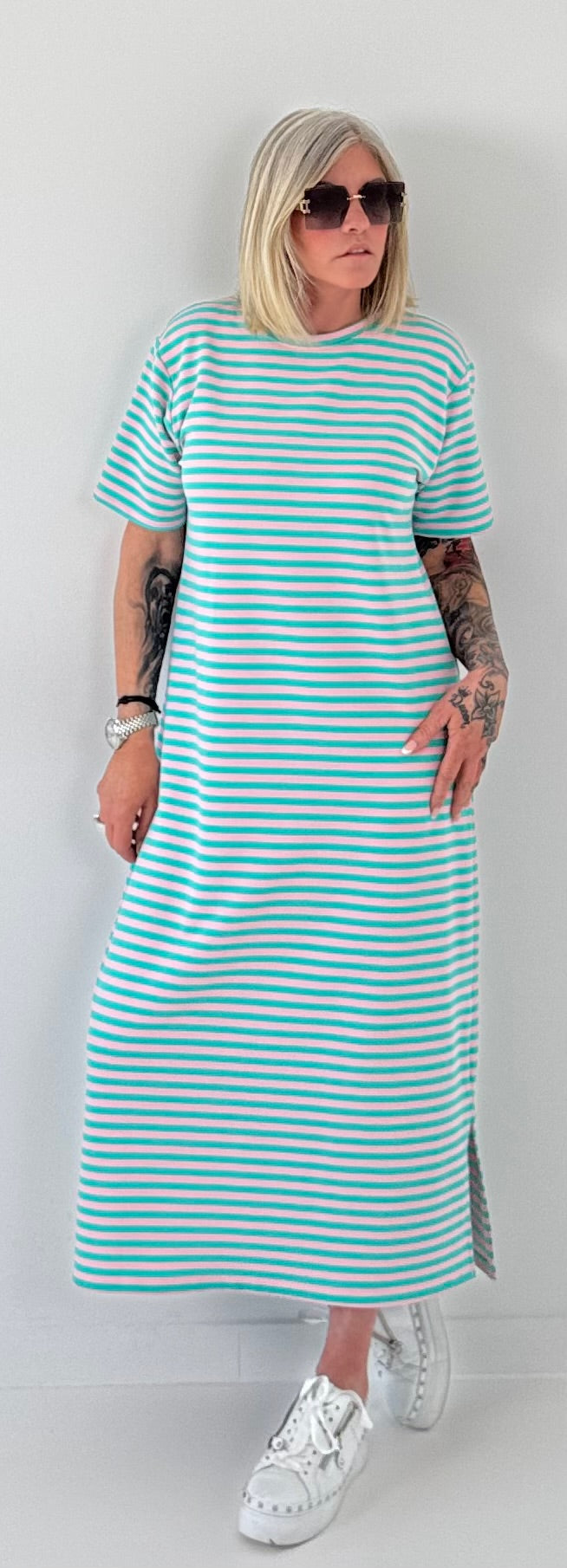 Dress model "Miamare" - pink-turquoise