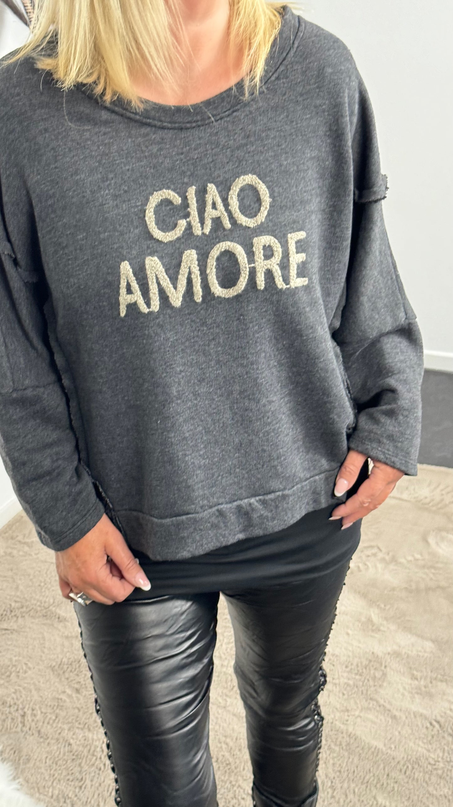 Boxy sweatshirt "Ciao Amore" - antraciet